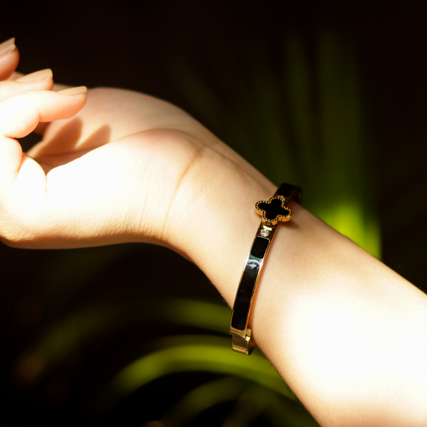 Clover Elegance Bracelet