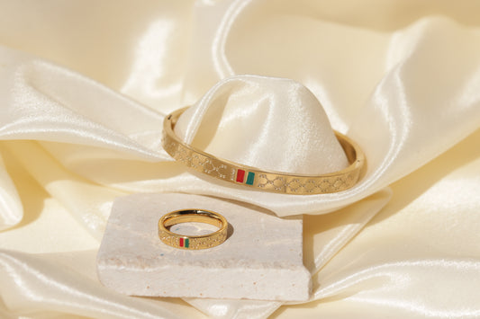 Radiant Edge Gold Handcuff