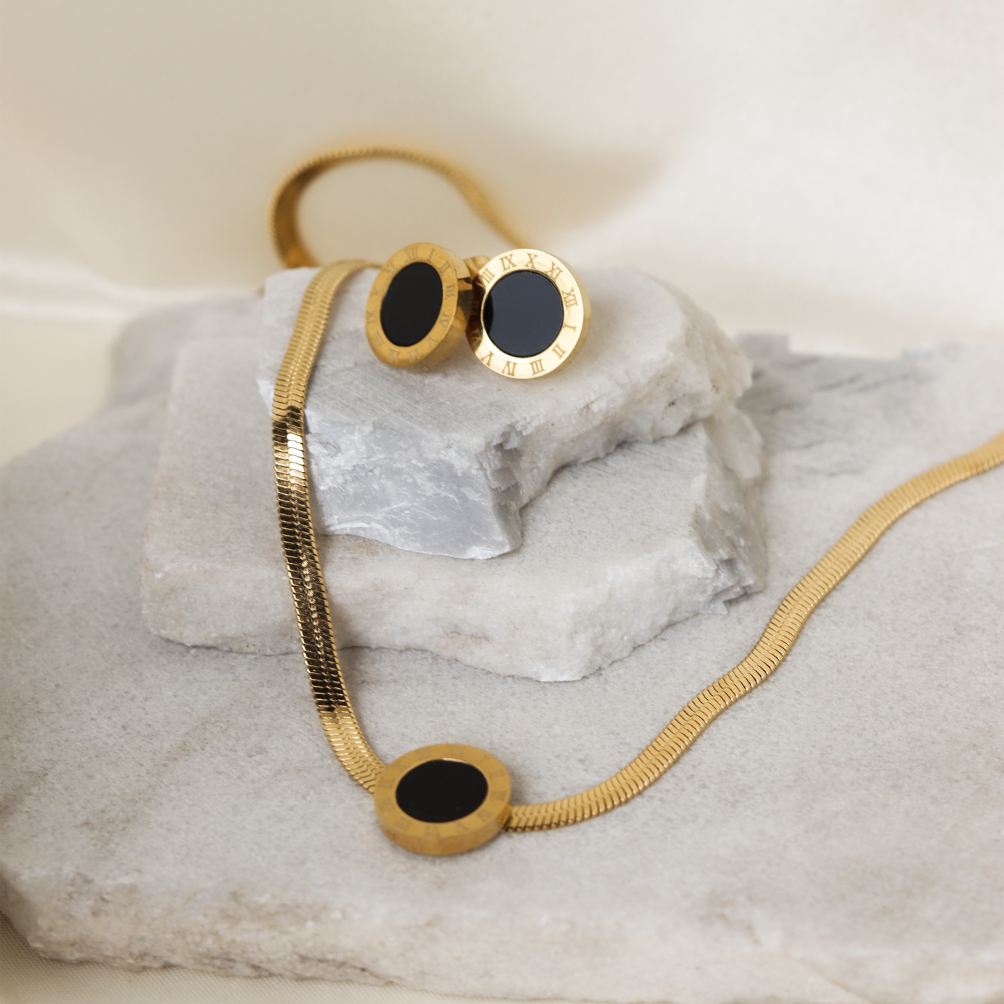 Luzura NR Gold-Tone Jewelry Set