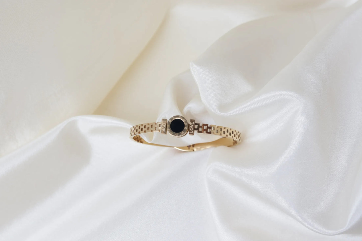 Rose Love Bangle