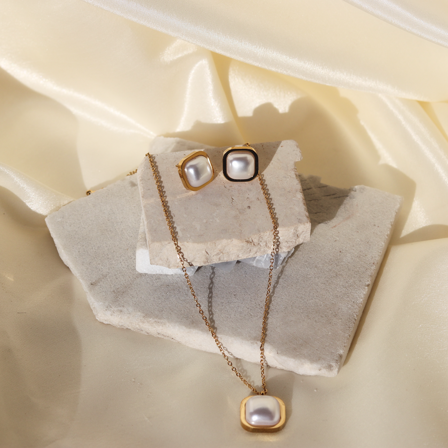 Aureo Gold-Tone Jewellery Set