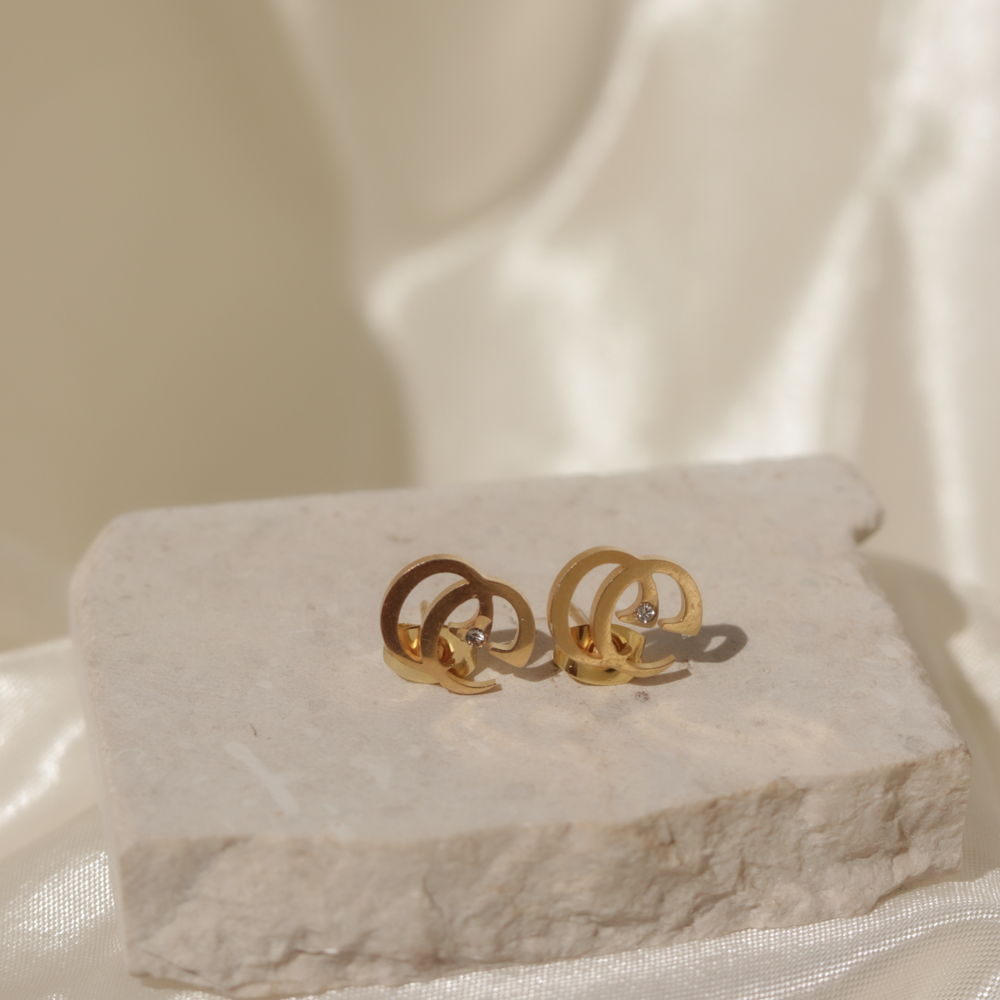 Iconic Interlocking Stud Earrings