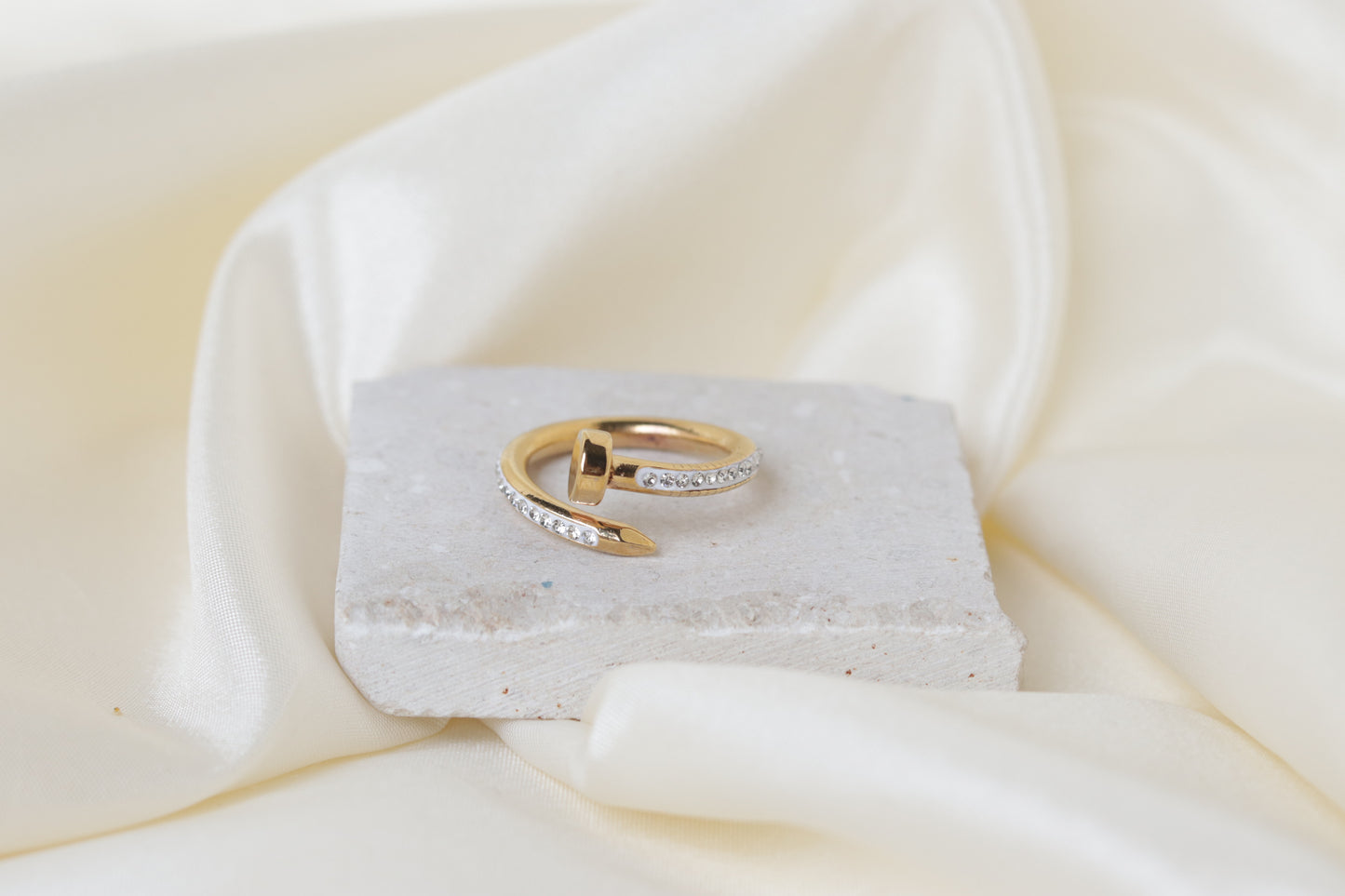 Striking Luzura Nova Nail gold-plated ring with zircon stone, ideal for bold artistry in Karachi or bridal elegance in Lahore, Pakistan 2025.