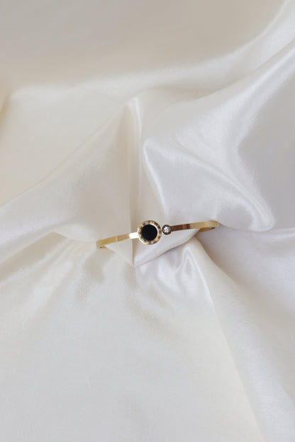 Nior Vault Signature Cuff