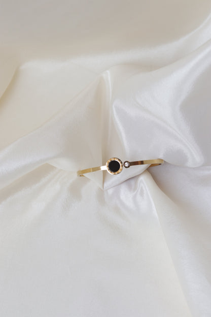 Nior Vault Signature Cuff